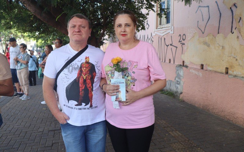 Kelen Tolotti Grahl (46) e o marido Robert Grahl, participantes da Romaria das Mães.