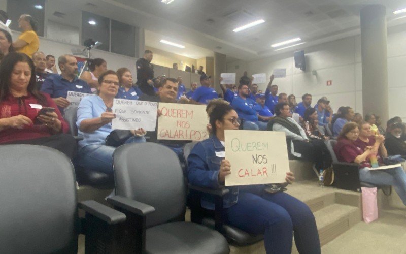 Câmara de Novo Hamburgo aprova mudança no horário das sessões com protestos no plenário | abc+
