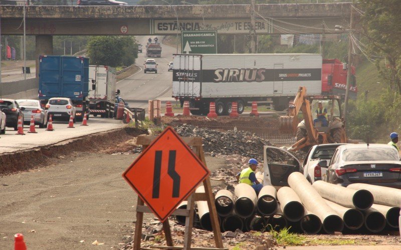 Obras na BR-116 no acesso à RS-239, em Novo Hamburgo | abc+