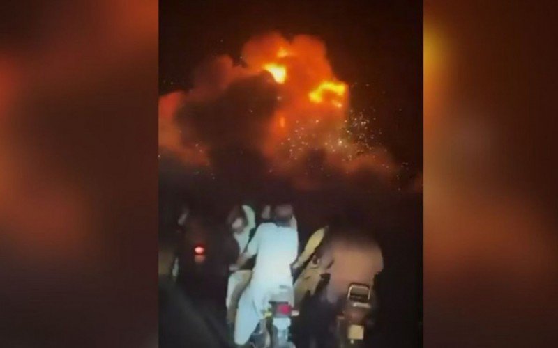 Explosão na Caxemira entre Índia e Paquistão aumenta receio de conflito nuclear | abc+