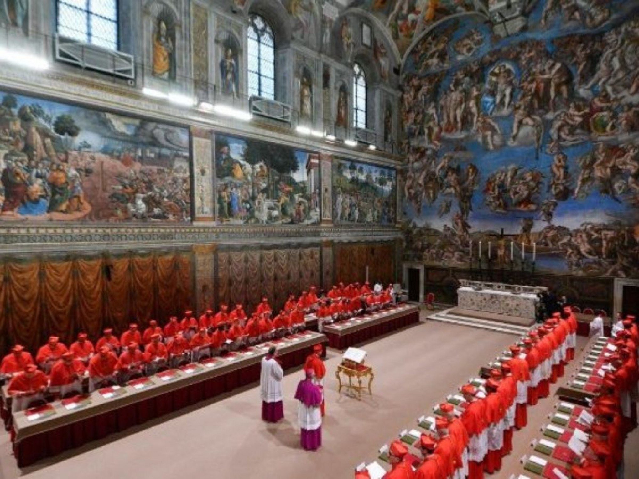 Conclave começou nesta quarta-feira | abc+