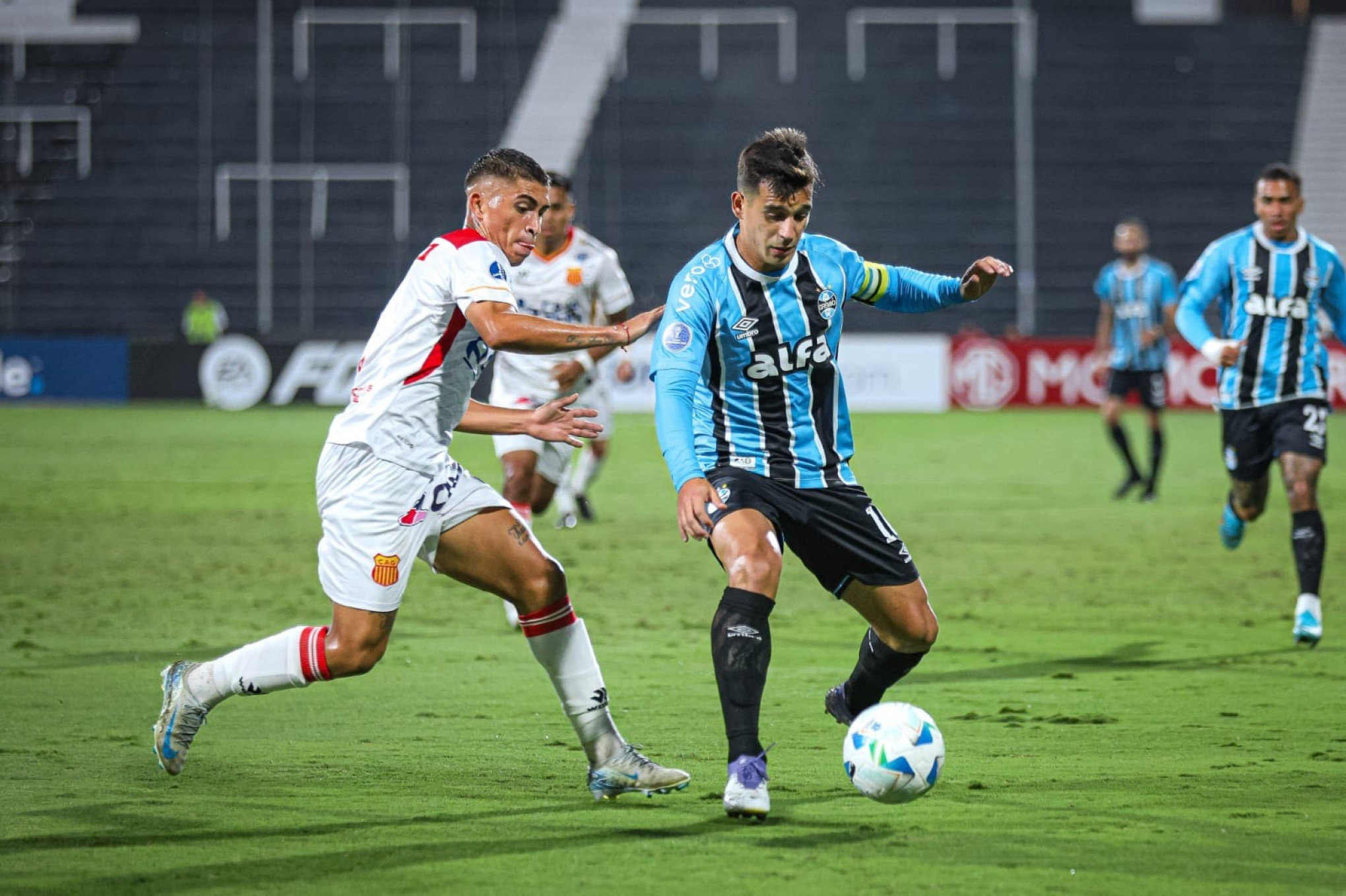 Em atuação fraca, Grêmio fica no empate sem gols com o Atlético Grau