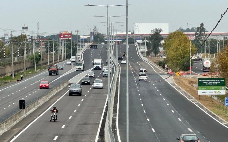 Viadutos na BR-116 em Esteio  | abc+
