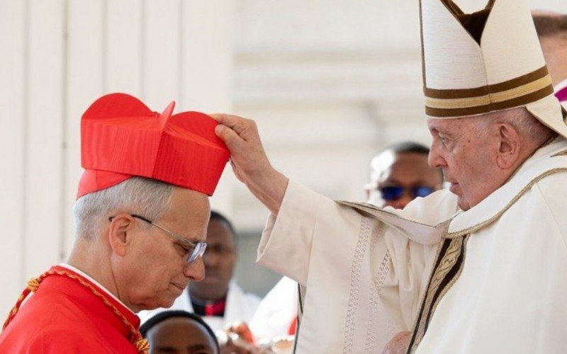 Robert Francis Prevost foi eleito o novo papa, Leão XIV | abc+