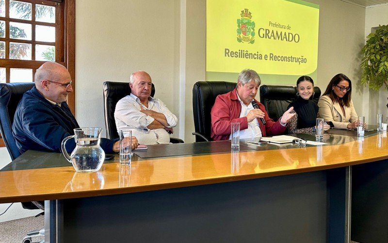 Prefeito Nestor atualiza situação de recuperação do município