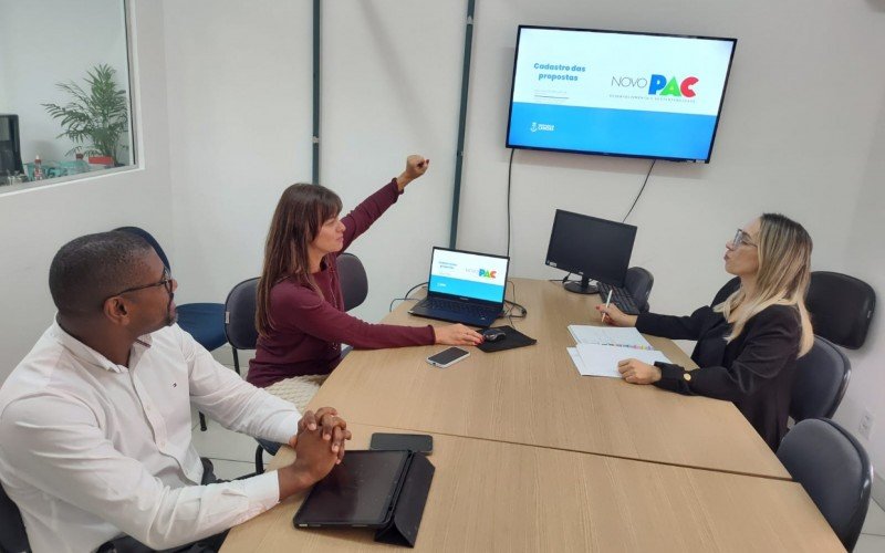 Giovanni Santos, Jerusa Mattos e Daniela Fontoura