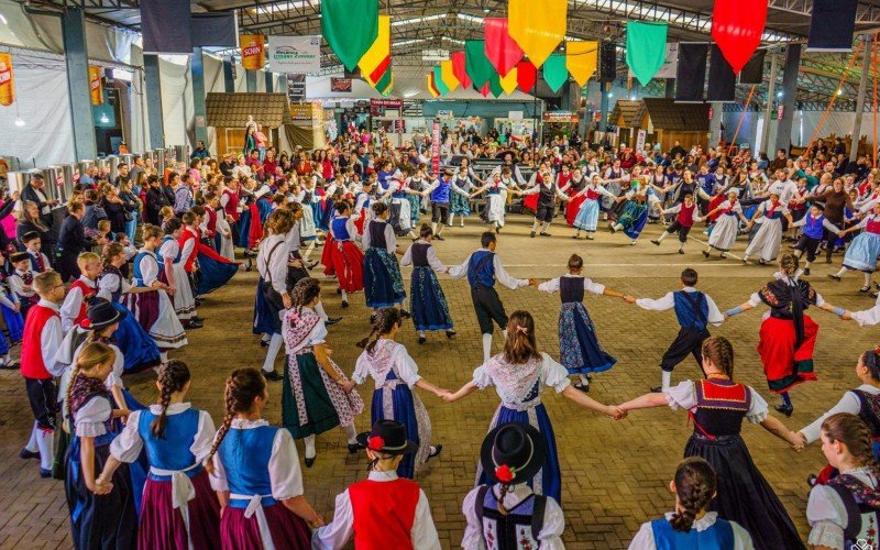 Atrações da 25ª edição da Kartoffelfest (Festa da Batata), em  Santa Maria do Herval