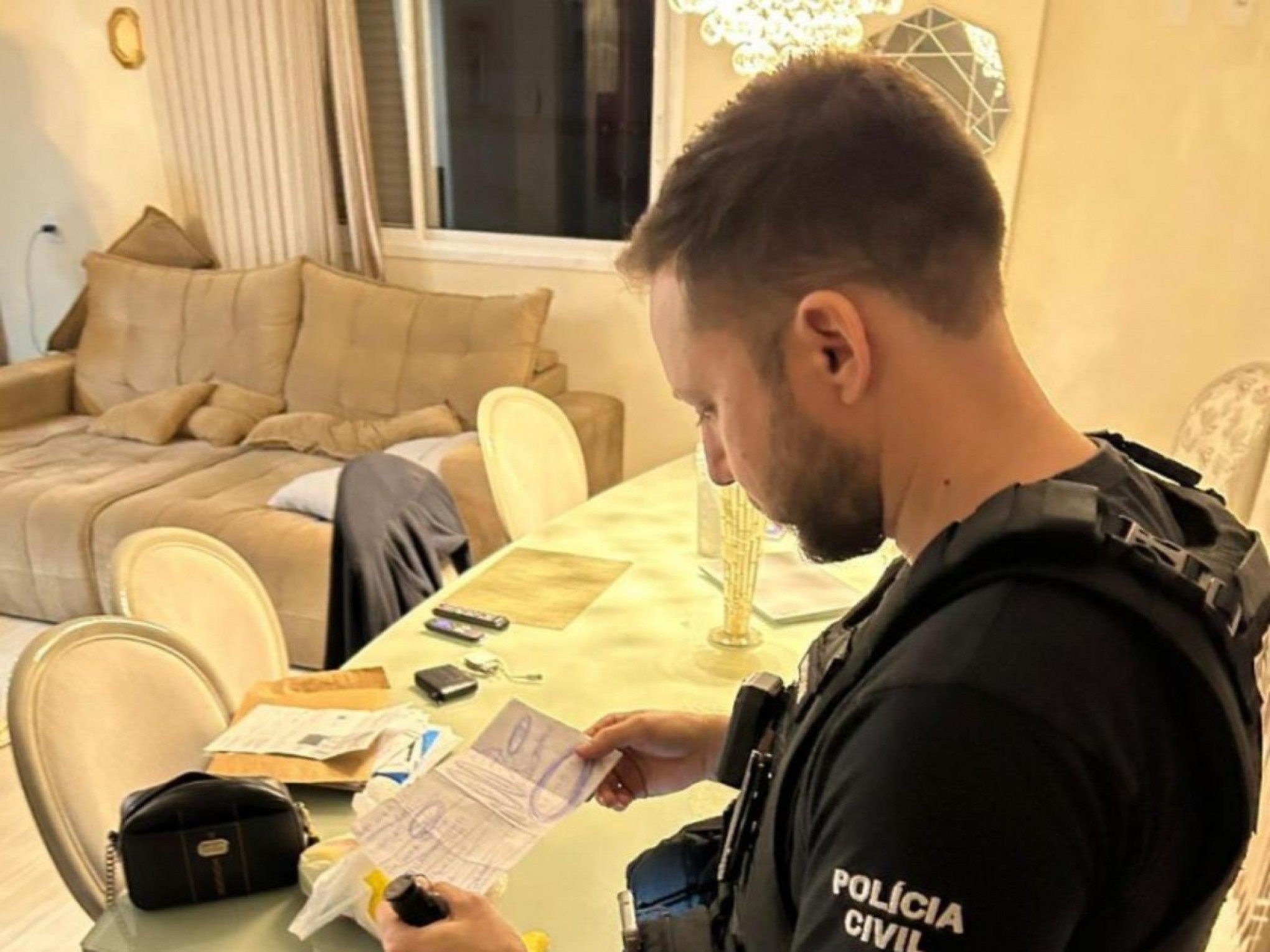 Buscas foram em Porto Alegre, Glorinha e Xangri-Lá | abc+