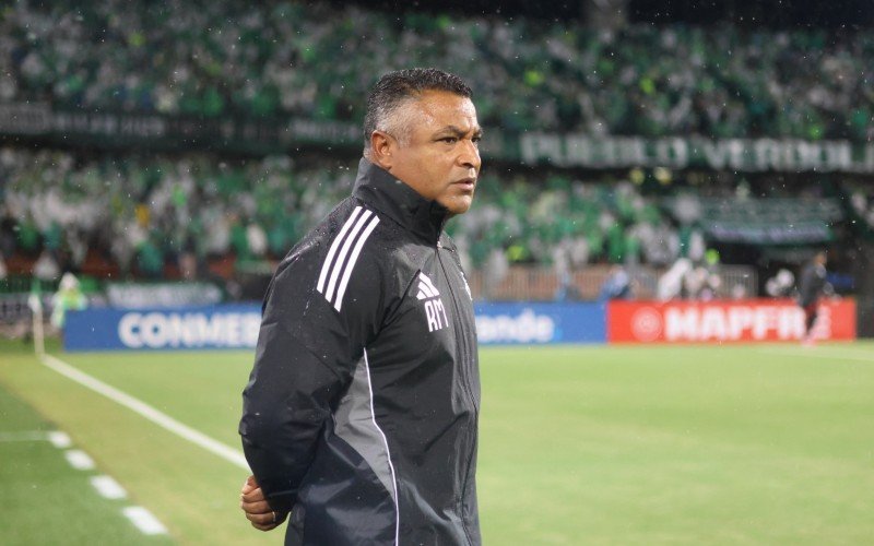 Técnico Roger Machado, do Inter | abc+