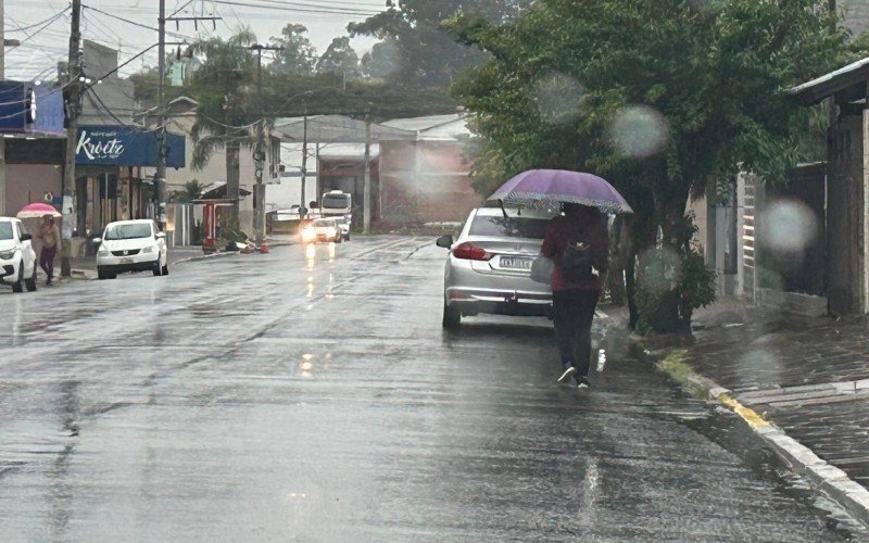 Chuva chegou com força ao Rio Grande do Sul nesta sexta-feira | abc+