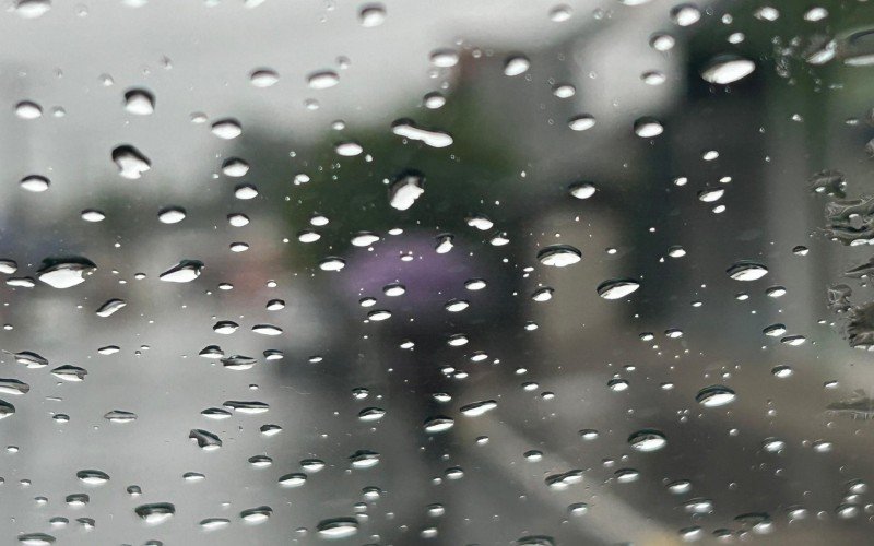 Chuva chegou com força ao Rio Grande do Sul nesta sexta-feira | abc+