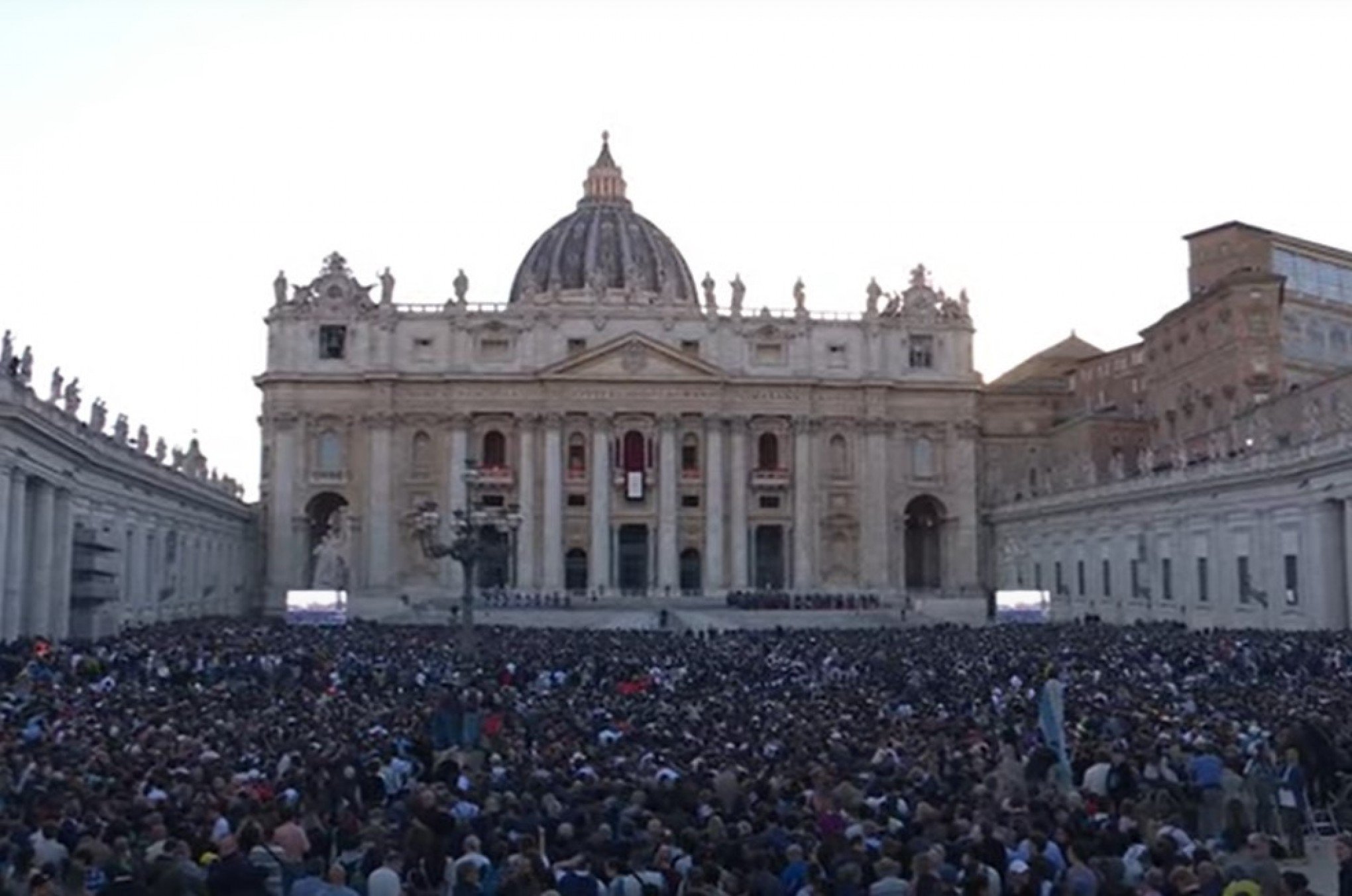 DIRETO DO VATICANO: Como está o clima em Roma após a nomeação do papa Leão XIV