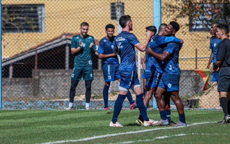 Novo Hamburgo venceu o Gramadense por 1 a 0 | abc+