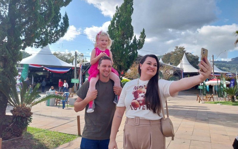 Vanessa e a família  | abc+