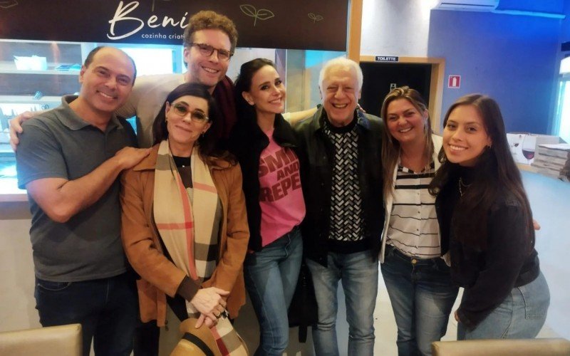 Marcelo Nunes, Christiane Torloni, Thiago Fragoso, Alexandra Martins, Cláudia Buttenbender e Sofia Hansen Nunes | abc+