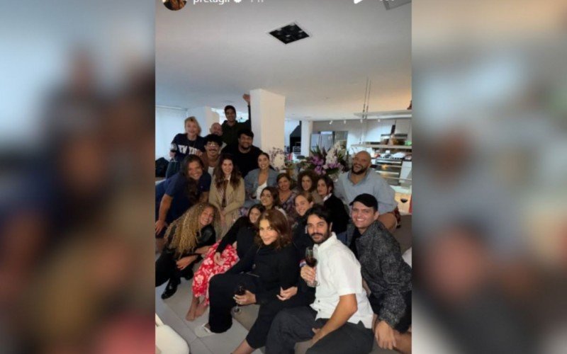 Preta Gil se despediu de amigos antes de embarcar aos Estados Unidos | abc+