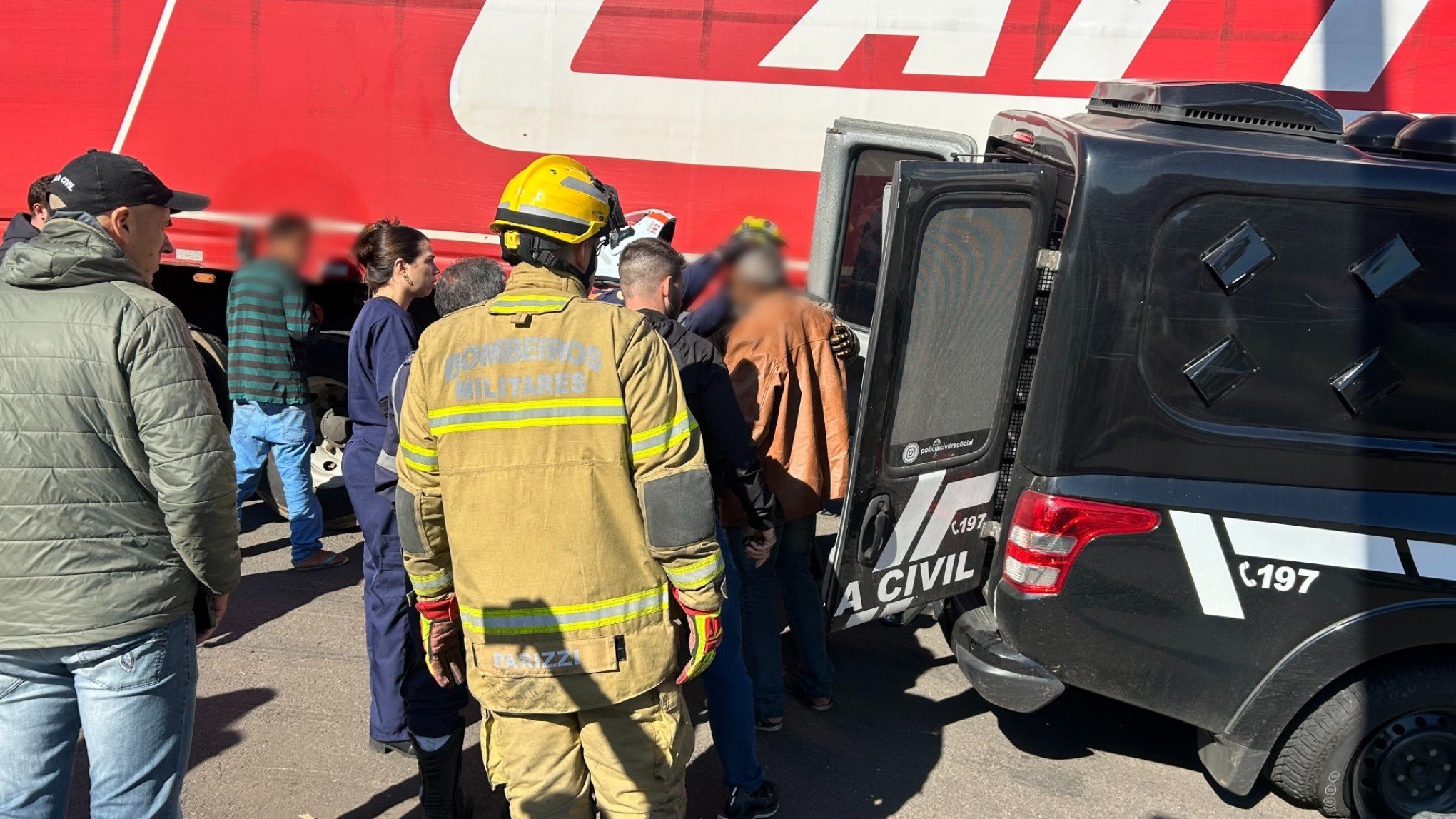 Saiba como está policial ferido em colisão de viatura que transportava quatro presos na BR-116
