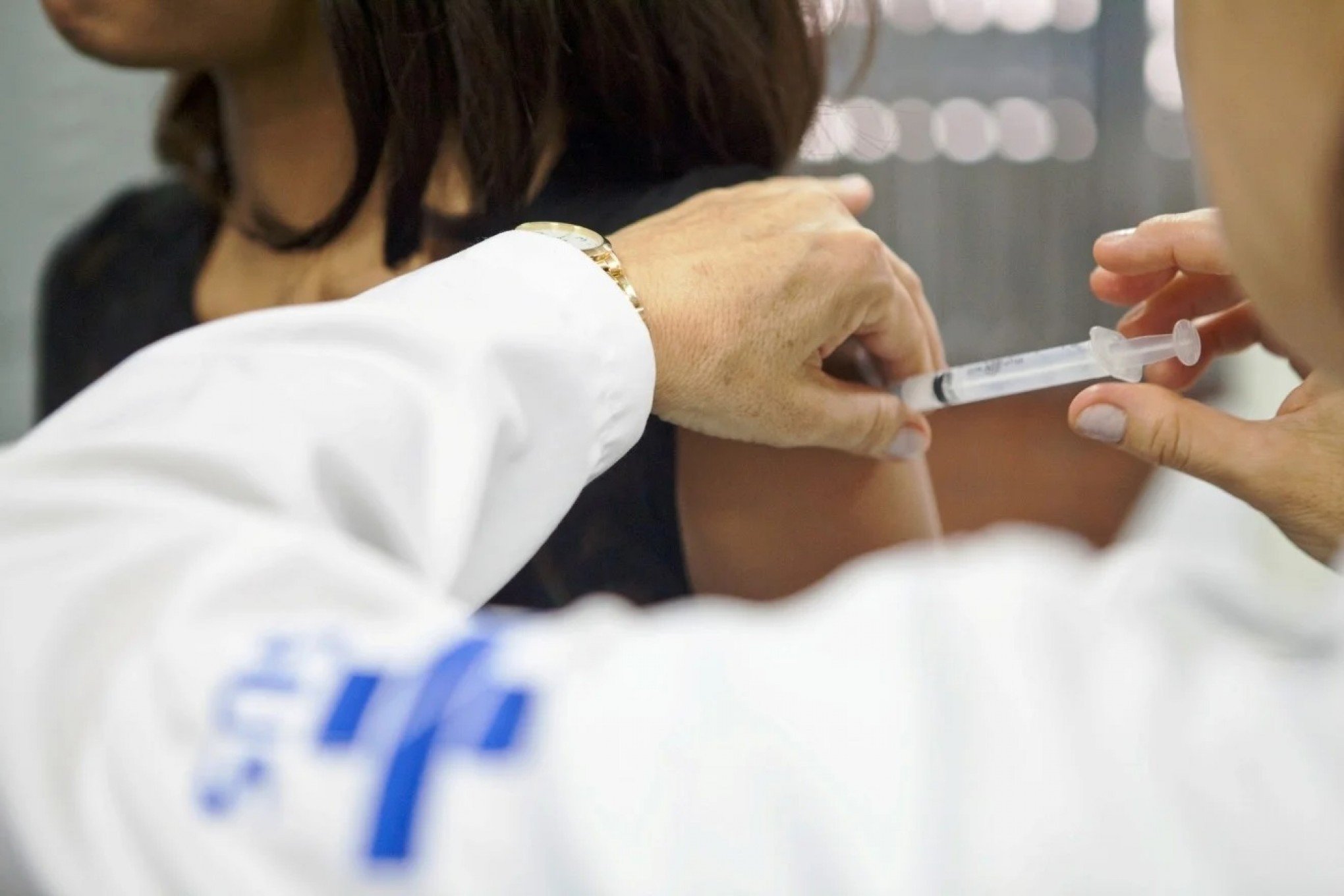 Municípios da região encontram resistência e tabus na hora de ampliar vacinação contra o HPV; adesão é baixa