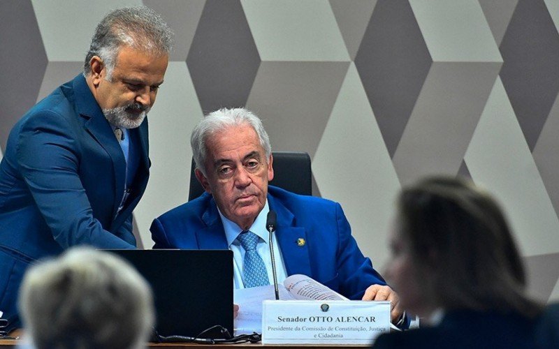Presidida por Otto Alencar, a ComissÃ£o de ConstituiÃ§Ã£o e JustiÃ§a tem cinco itens na pauta desta quarta | abc+