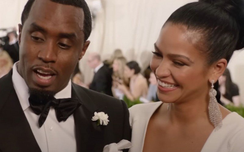 Sean "Diddy" Combs e Cassie Ventura durante relacionamento | abc+