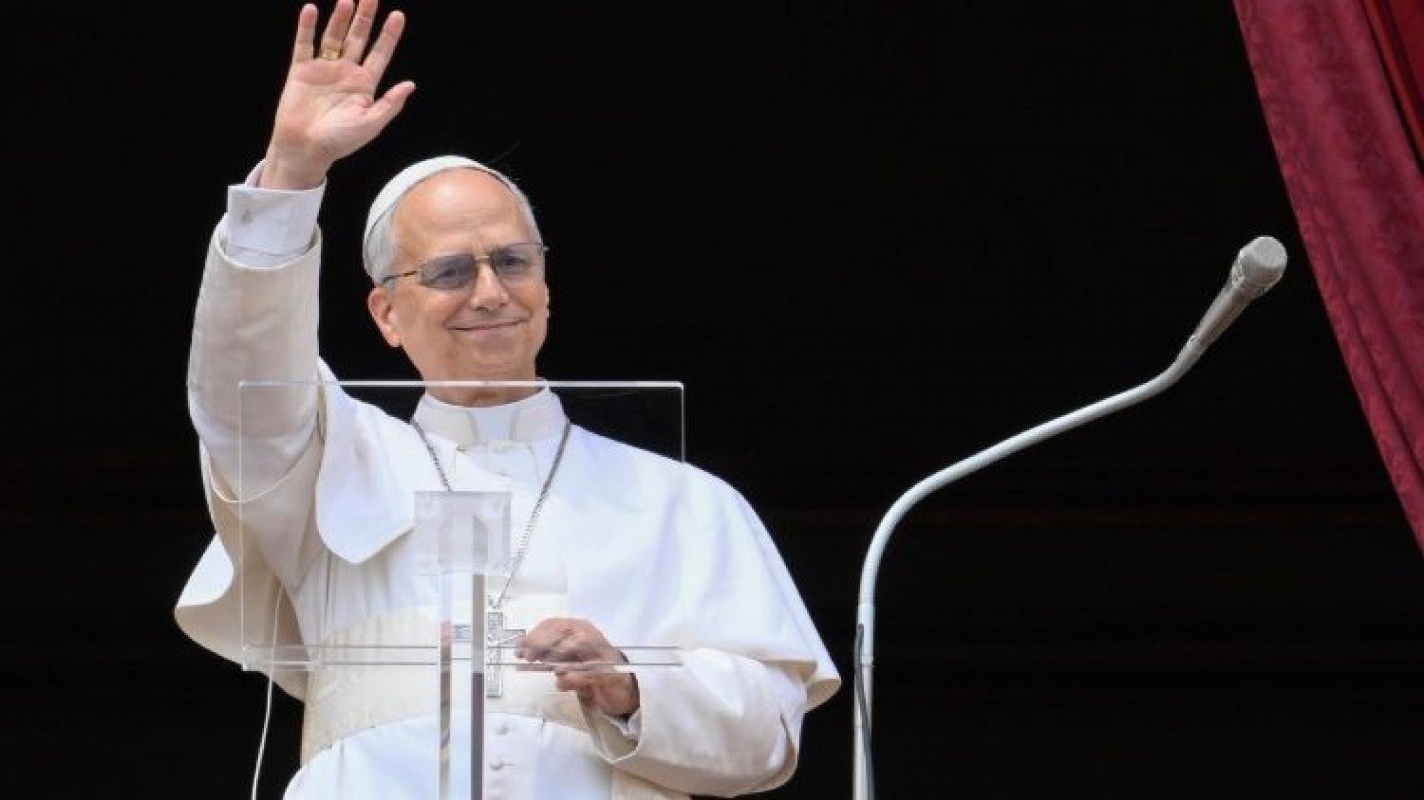 Papa Leão XIV ativa redes sociais e faz primeira postagem