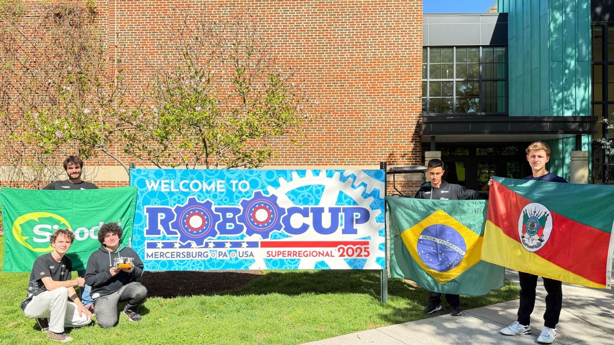 Equipe de Robótica do Colégio Sinodal se prepara para tentar o hepta gaúcho da modalidade