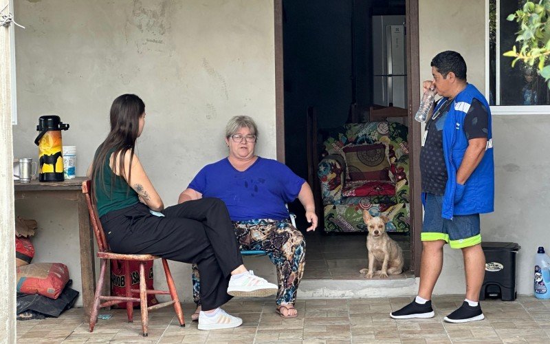 Secretária de Saúde de Novo Hamburgo Betina Espindula no bairro Canudos 