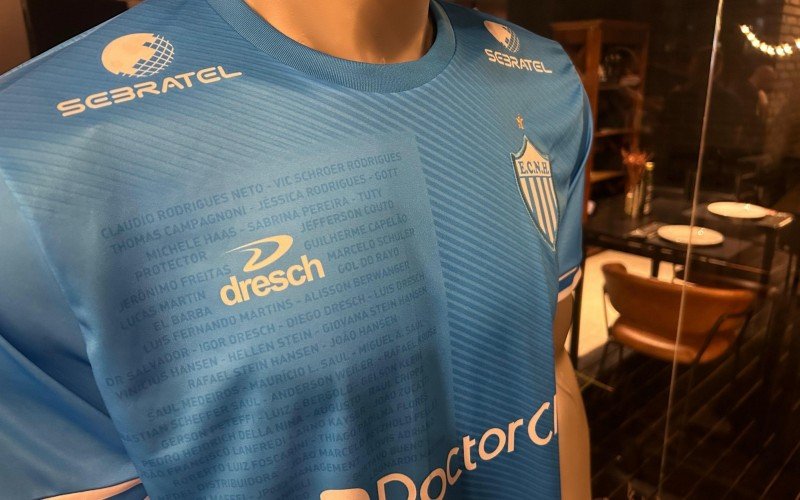 Uniforme do Novo Hamburgo para a disputa da Divisão de Acesso