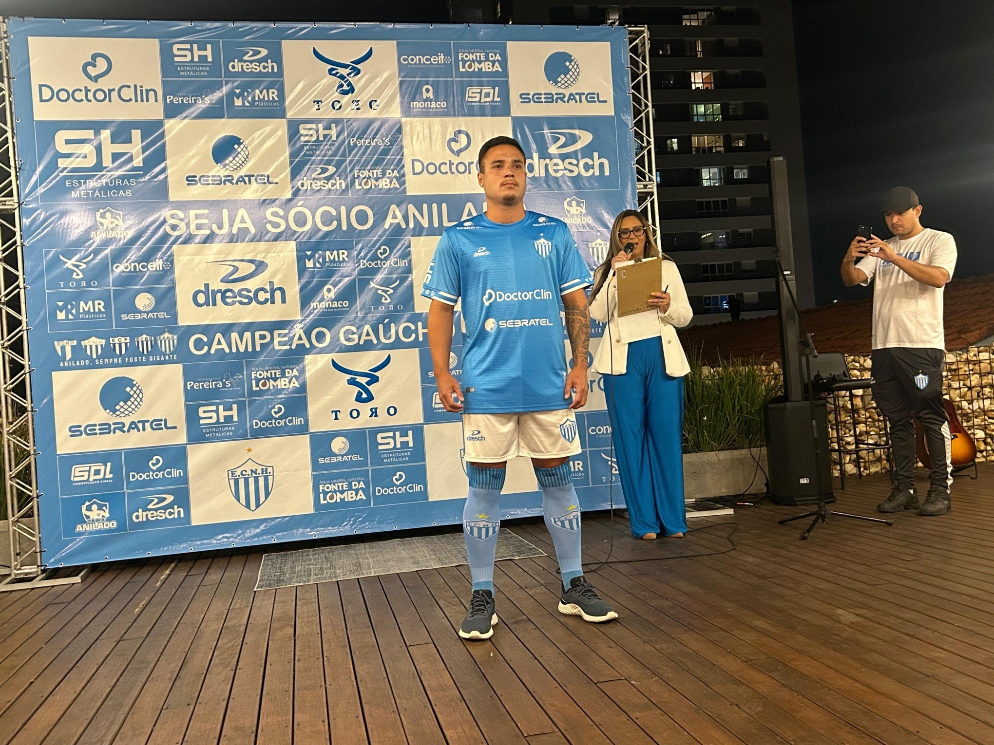 Novo Hamburgo lança uniforme com nomes de torcedores para a Divisão de Acesso