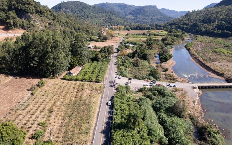 Estrada Rio Caí, em Nova Petrópolis, está pavimentada