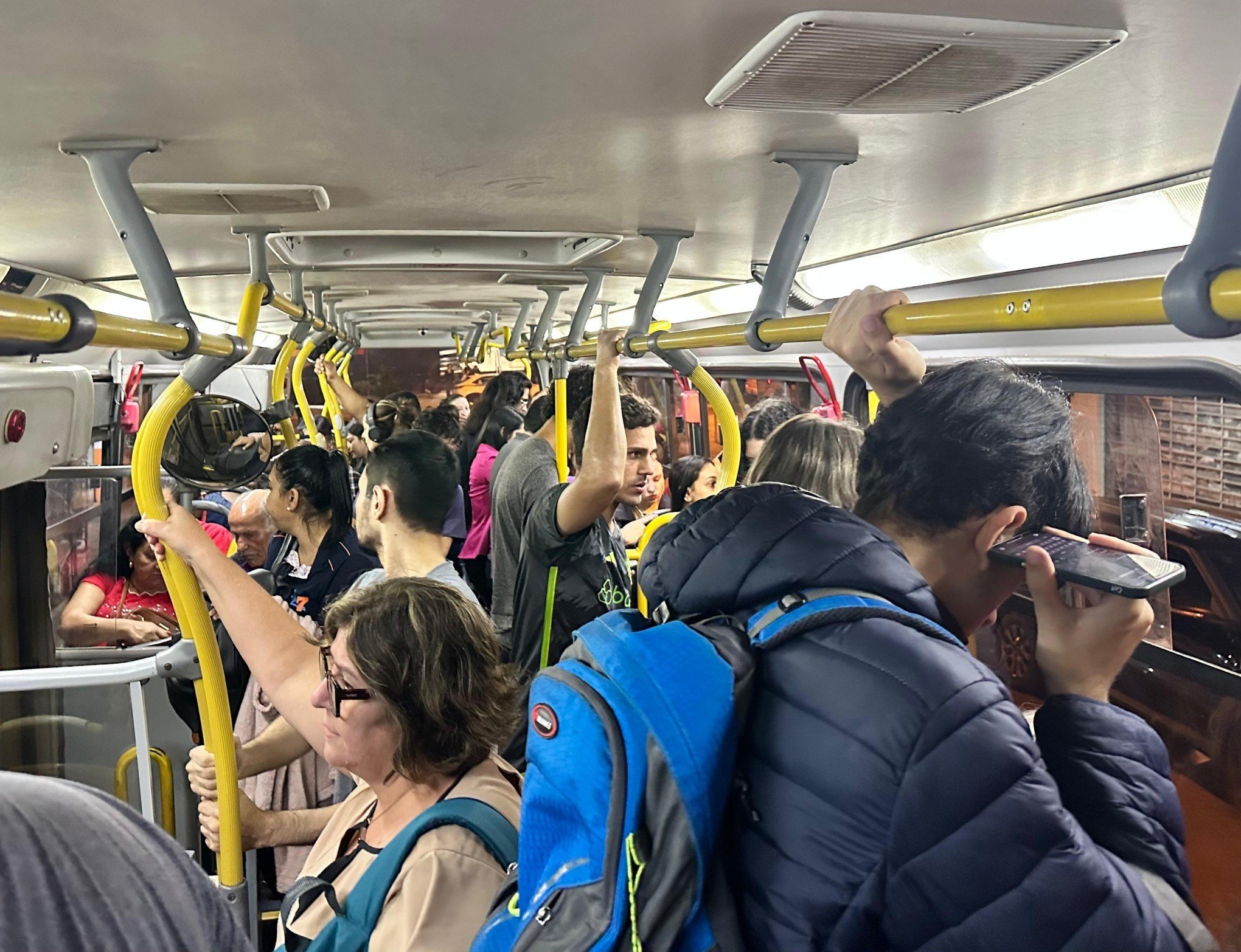 Fora do ponto: Permissão para embarque flexível à noite avança na Câmara de Novo Hamburgo