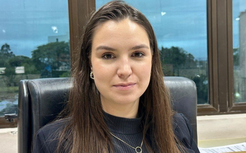 Betina Espindula  | abc+