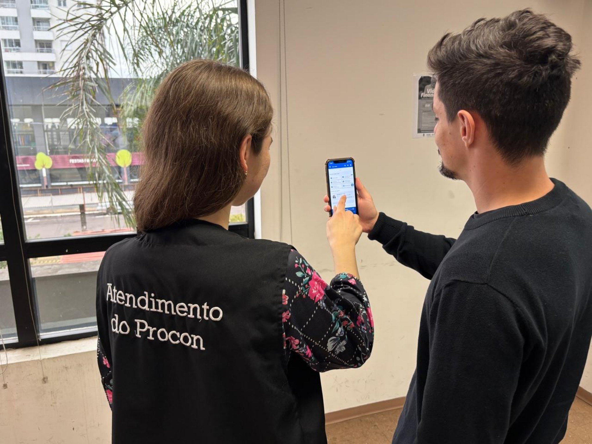 Procon da região oferece atendimento em bairros para auxiliar aposentados do INSS com descontos indevidos