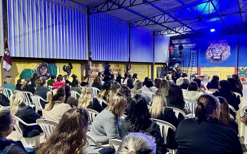 Quarta reunião do sindicato dos professores de Novo Hamburgo decidiu por aceitar reajuste da Prefeitura | abc+