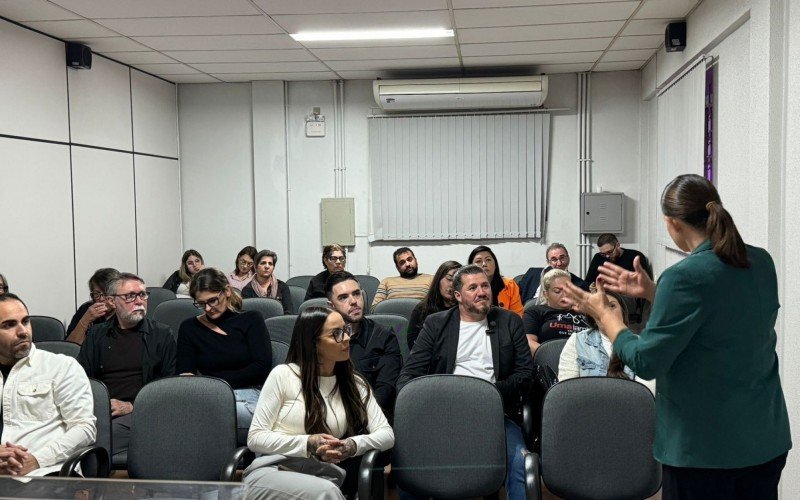 Vereadores e ativistas lançam Frente da Causa Animal com foco metropolitano | abc+