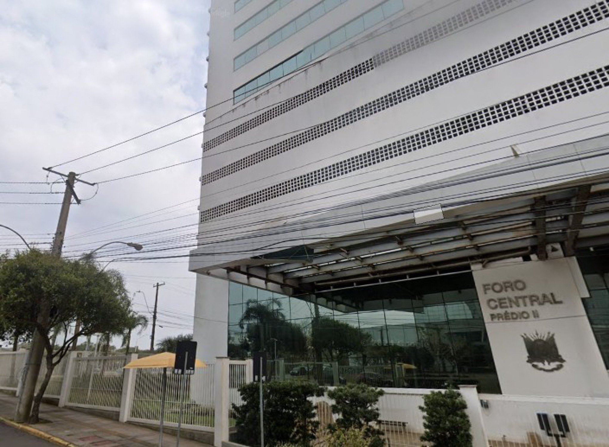 ANJ se solidariza com jornalista e jornal condenados após notícia sobre remuneração de desembargadora