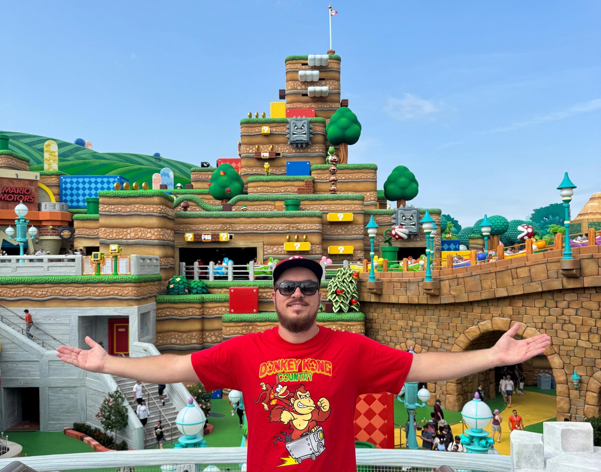 Gamers da região celebram a chegada do Switch 2 e visitam Super Nintendo World
