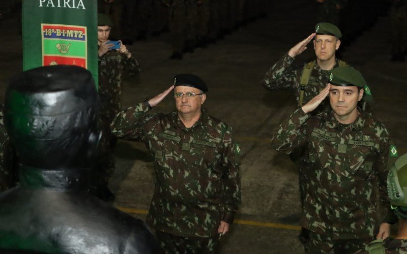 Dia da Infantaria do Exército Brasileiro foi celebrado com solenidade no 18º BIMtz, em Sapucaia do Sul