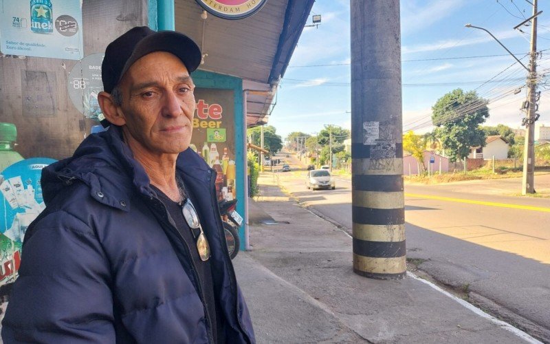 Microempresário com estabelecimento na Rua Guia Lopes, José Lacorte relata a situação difícil que enfrenta diariamente com o trânsito intenso | abc+