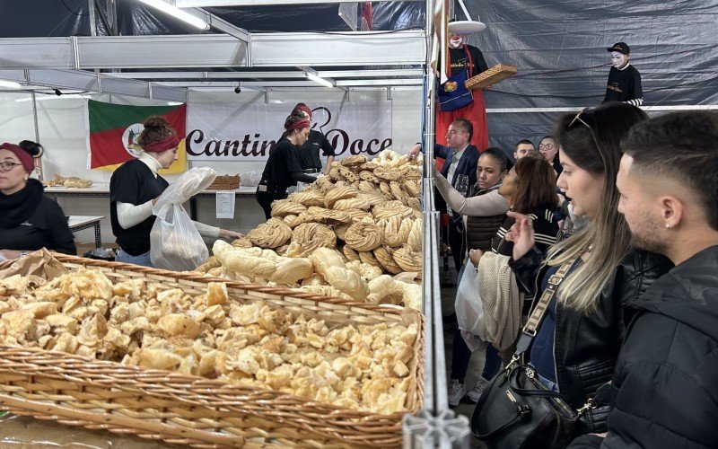 Feira do Mel, Rosca e Nata de Ivoti iniciou nesta sexta e já atrai bom público