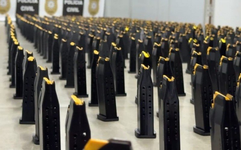 Segundo a Polícia, material seria enviado para criminosos pertencentes a uma facção  baseados na cidade de Gravataí