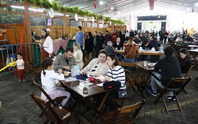 Primeiro final de semana do festival reuniu o público no centro de compras hamburguense | abc+