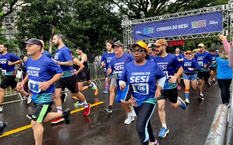 Corrida do Sesi reuniu dezenas de atletas na manhã deste domingo (25), em São Leopoldo