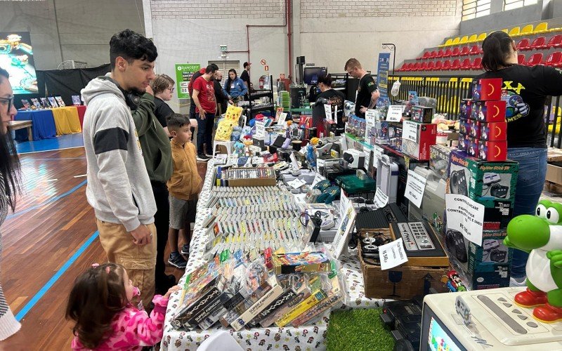 Exposição e venda no evento gamer de Campo Bom