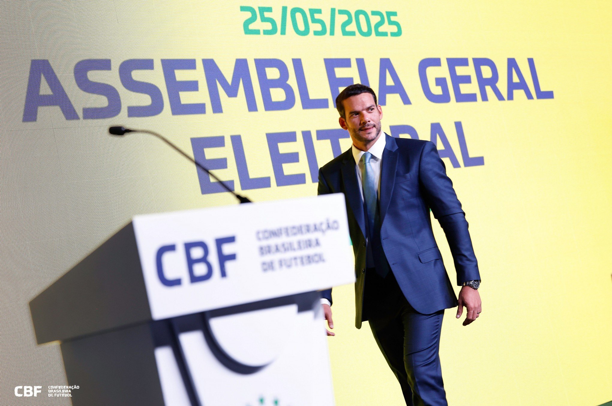 Justiça determina suspensão de investigação contra Samir Xaud, presidente da CBF