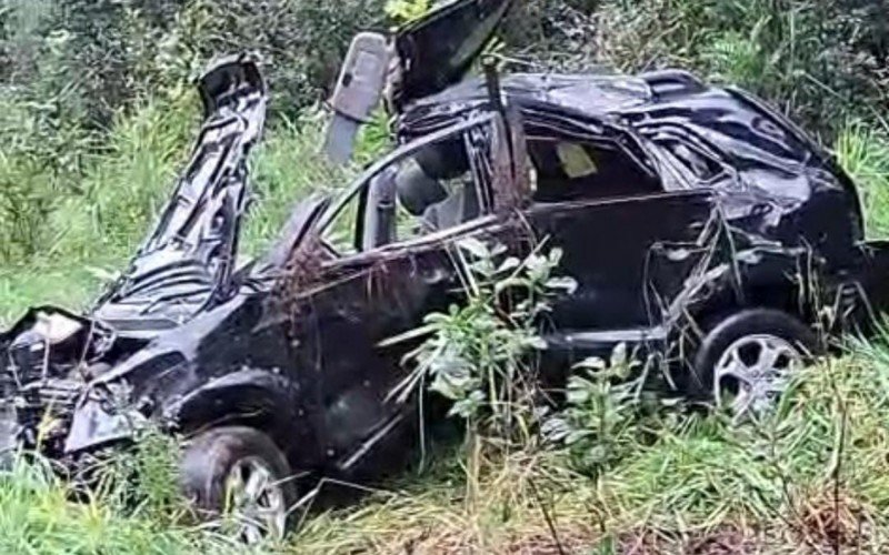 Motorista morre após capotar carro em Nova Santa Rita
