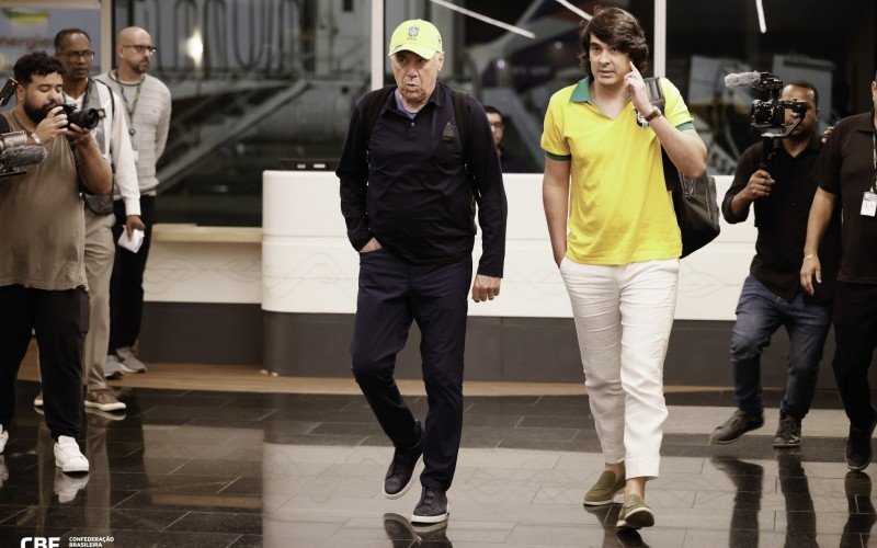 Técnico Carlo Ancelotti chegou ao Rio de Janeiro neste domingo | abc+