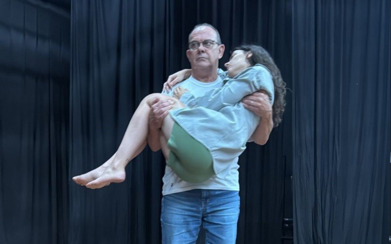 Ensaios ocorrem todas as segundas-feiras no Teatro Paschoal Carlos Magno, em Novo Hamburgo | abc+