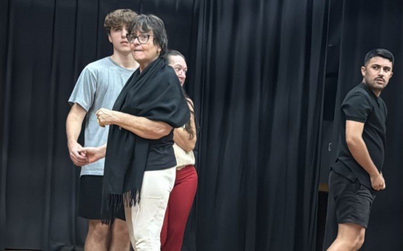 Ensaios ocorrem todas as segundas-feiras no Teatro Paschoal Carlos Magno, em Novo Hamburgo