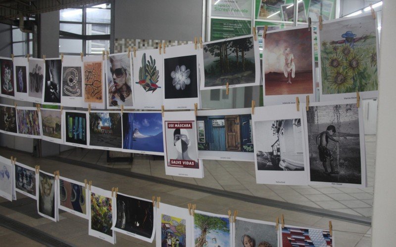 Lançamento do livro Mesa de Arte na Praça - Práticas de coletividade e ação artística em movimento